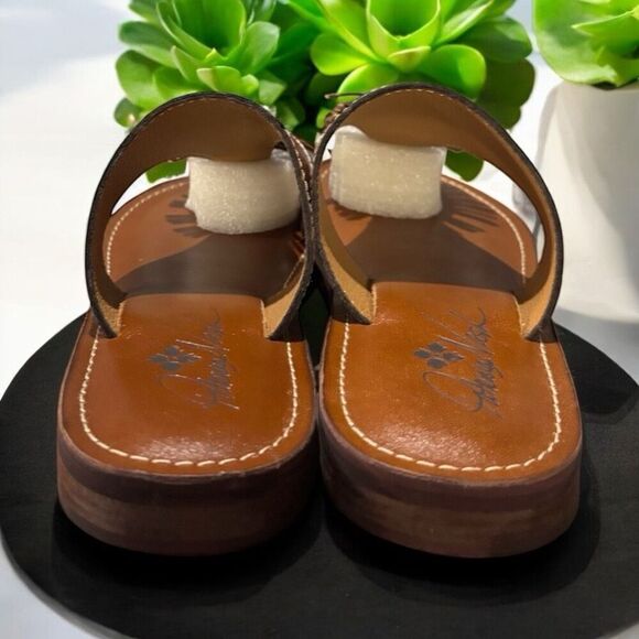 Patricia Nash Franca Tassel Leather Tooled Sandals Tan Size 6.5 NIB - Picture 4 of 6